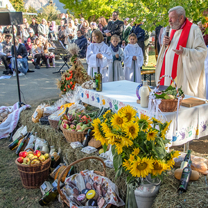 Ein wunderschönes Erntedankfest- 50 Jahre Pfarrkindergarten