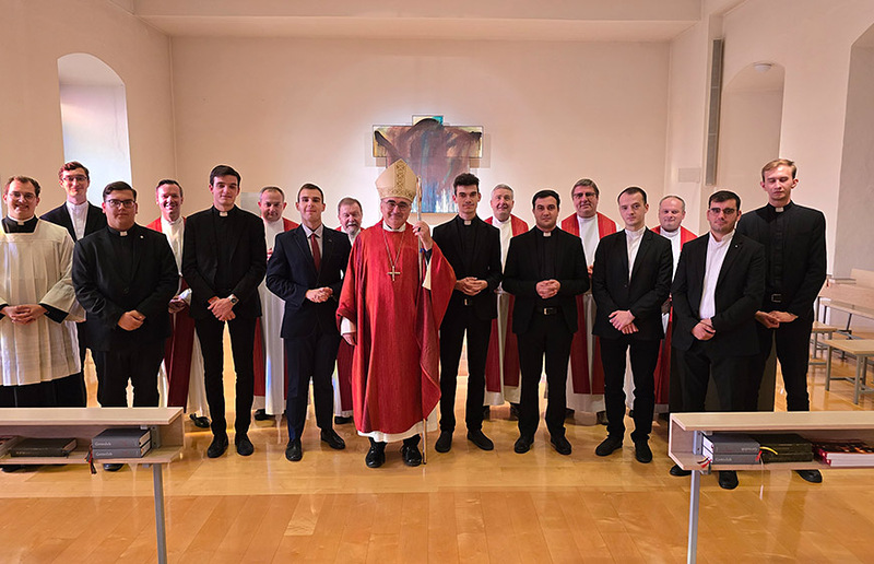 Messfeier mit Priesteramtskandidaten aus anderen Diözesen / Sonntagsblatt - Gerd Neuhold