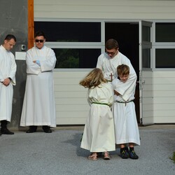 Seminaristen aus Rumänien und die Ministrantengeschwister
