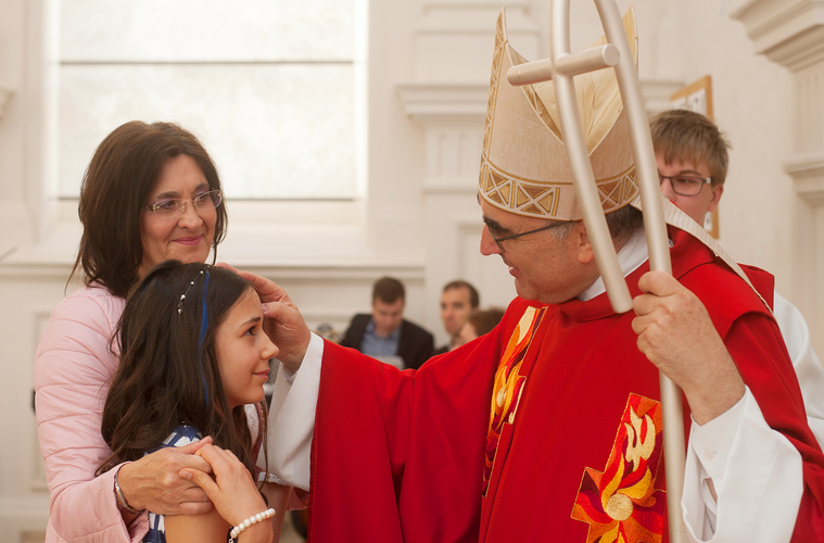 Ein aufregender Tag für die Firmlinge und ihre Pat:innen.