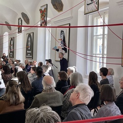 Zenita Komad_Ausstellungseröffnung_3.2.2024. Foto: KULTUM/A. Hopper