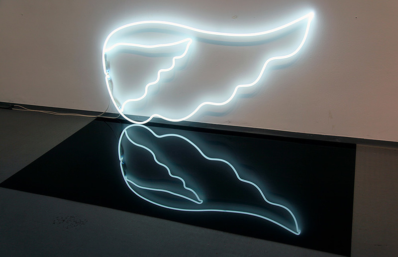 Kultum NINA Kovacheva: Obscured by the Mind, 2012, Lichtinstallation, Neon, Glas