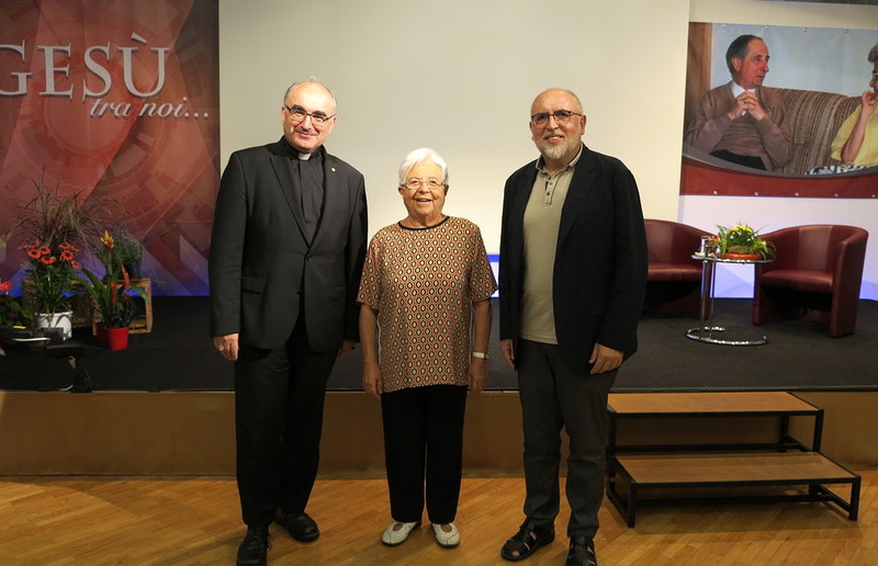 Bischof Wilhelm Krautwaschl mit der Präsidentin der Fokolar-Bewegung, Maria Voce, und Co-Präsident Jesús Morán.