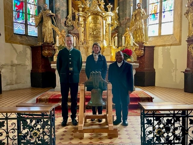 Die von Mitgliedern der Pfarre Aflenz wiederentdeckte gotische Glocke wird nun restauriert.