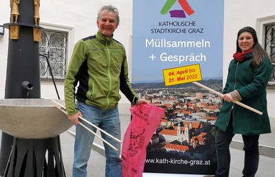 Gespräche führen über Gott und die Welt mit  Daniela Felber und Robert Hautz.