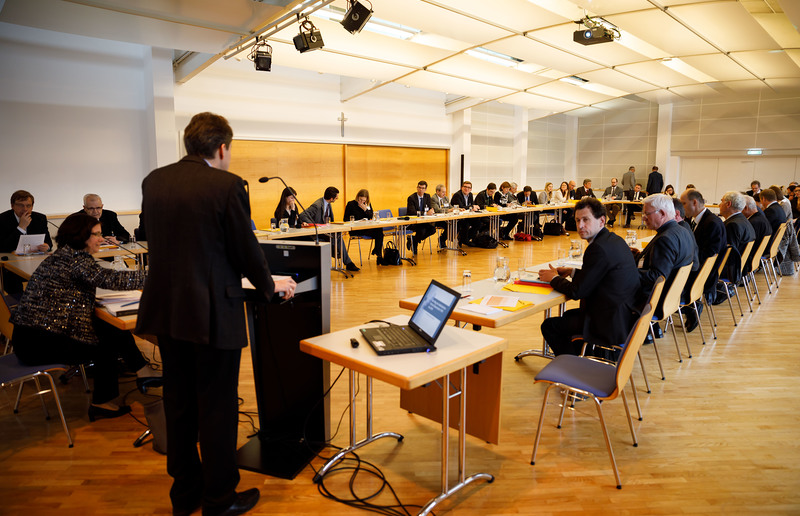 SONNTAGSBLATT, Gerd Neuhold