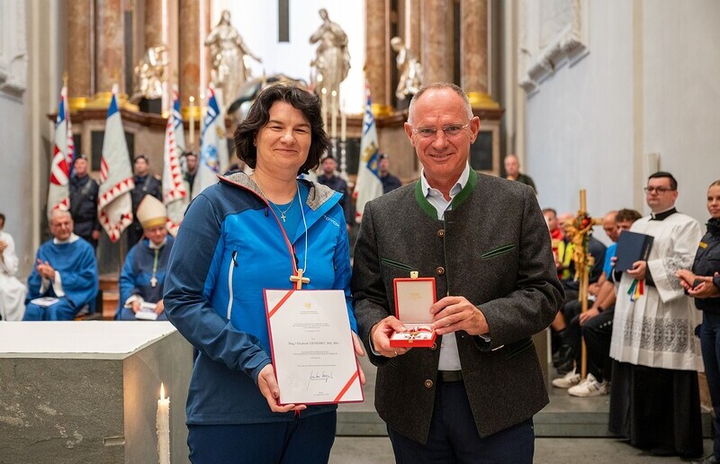 Elisabeth Lienhart mit Gerhard Karner, Bundesminister für Inneres der Republik Österreich