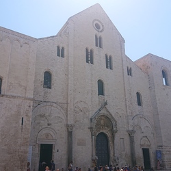 Fassade der Nikolauskirche