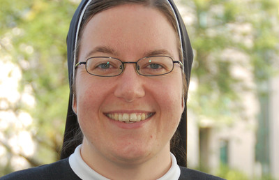 Während einer der Gebetszeiten auf ihren ersten Schweigeexerzitien wurde Gertraud Harb ihre „Berufung zur Nachfolge Jesu“ bewusst. „Ich konnte an Gott nicht mehr vorbeileben“, so die Ordensschwester.