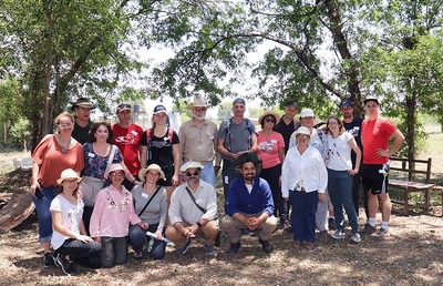 11 österreichische Bäuerinnen und Bauern als landwirtschaftliche Botschafter in Argentinien.