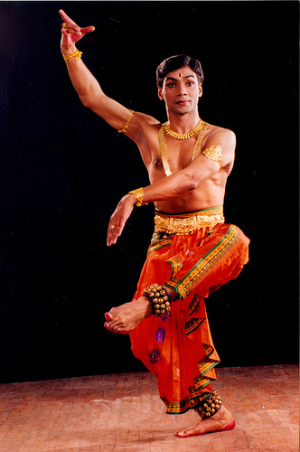 Indische Tänzer:innen kommen nach Graz und zeigen uns ihre Tanzkunst.