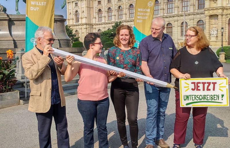 Kräfte bündeln und Brücken bauen - ehrenamtlich Mitarbeitende setzen sich für den Klimaschutz ein.