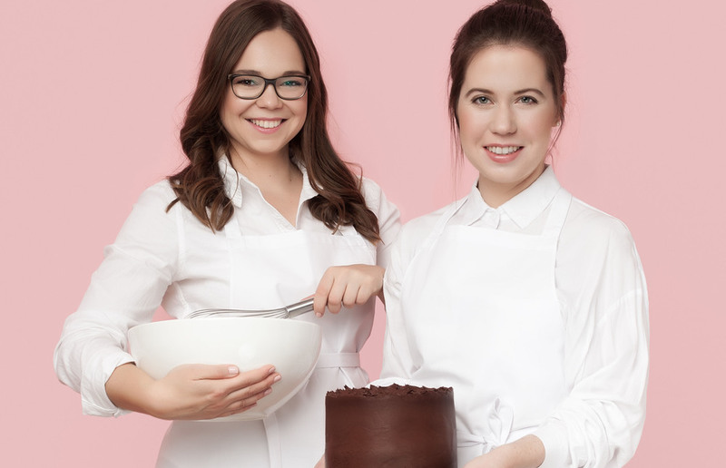 Bei Vera Straschek und Lisi Köhl verstaubt die Vergangenheit nicht mit Zucker, auf Basis von Traditionen entstehen neue Mehlspeiskreationen.