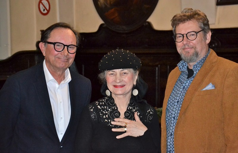 Der frühere ORF-Journalist Gerhard Klein, journalistischer Leiter der Katholischen Medien Akademie, mit Gabriele Neuwirth und KMA-Generalsekretär Gerhard Tschugguel.