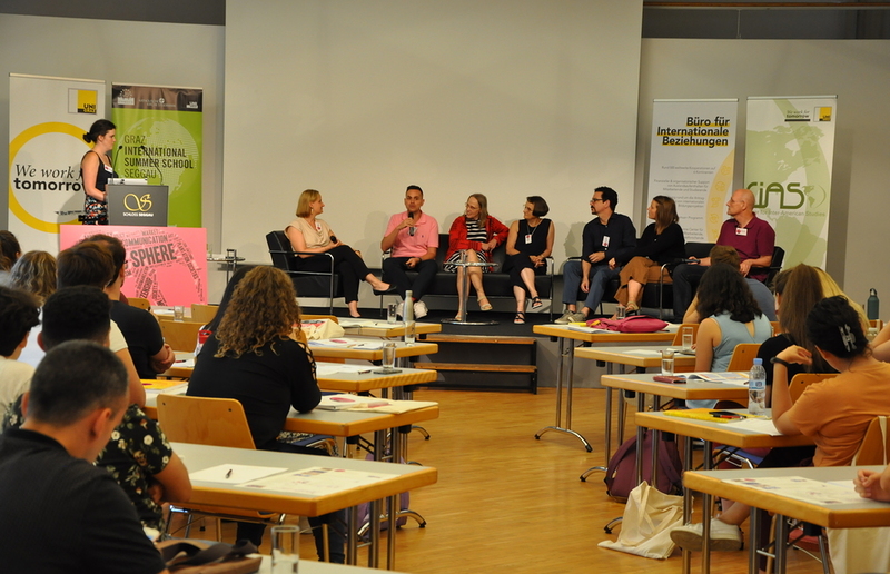 70 international Studierende und 20 Vortragende und DiskutantInnen stellen sich bis 16. Juli in Seggau brennenden Fragen der Zeit.