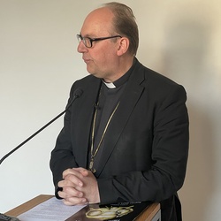 Henry Jesionka_Fleeing shadows. Foto: KULTUM/Rauchenberger