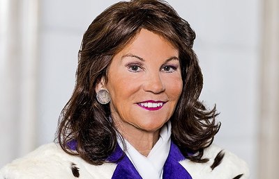 Brigitte Bierlein wurde von Bundespräsident Alexander Van der Bellen mit der Bildung einer Bundesregierung beauftragt, die bis zur Wahl im Herbst die Amtsgeschäfte führen soll.