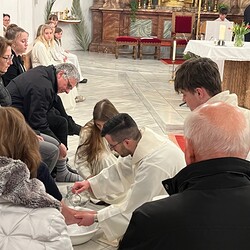 Gründonnerstag, Fußwaschung, in Graz-St. Peter 2024