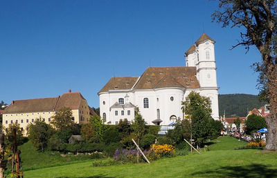 Zur Gottesmutter am „Himmelberg“, wie der Weizberg früher genannt wurde, pilgern Gläubige seit Jahrhunderten.