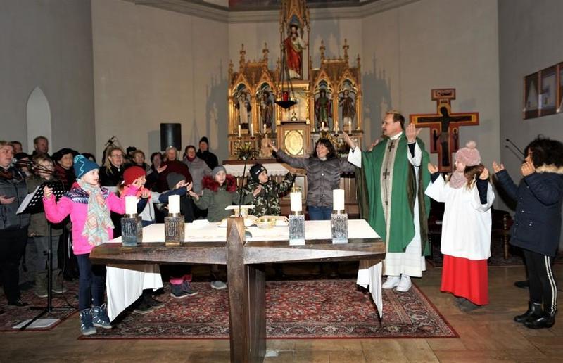 Ablauf und Musik für den TV-Gottesdienst wurden von allen Mitwirkenden geprobt.