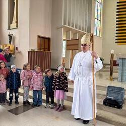 Beim Pfarrkindergarten in Stainach