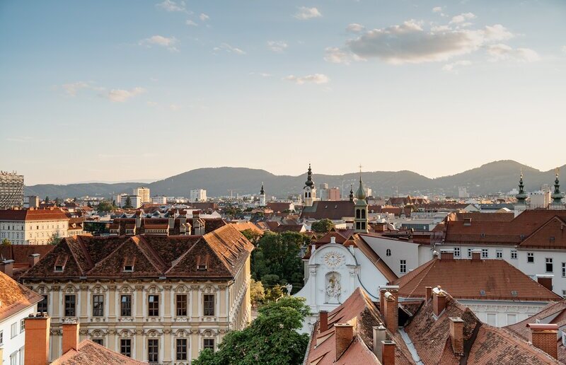 Blick über Graz / Jürgen Polle Die Kirchenstatistik 2025 gibt Einblick in aktuelle Zahlen.