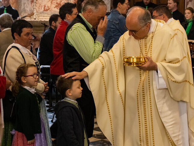 Bischof Wilhelm Krautwaschl feierte im Vorjahr den Gottesdienst zum Tag des Lebens in der Basilika des Stiftes Rein.