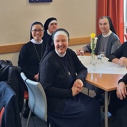 Beisammensein und Austausch bei den Grazer Ursulinen