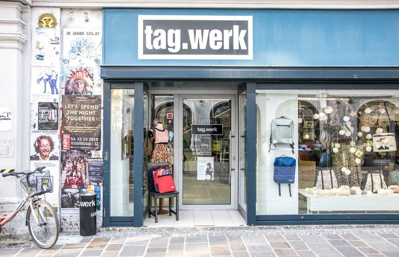 Design, Produktion und Verkauf sind die Arbeitsbereiche der jungen Menschen im tag.werk Geschäft in der Mariahilferstraße in Graz.