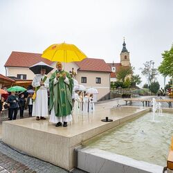 Pfarre Pöllauberg, Segnung des neuen Dorfplatzes