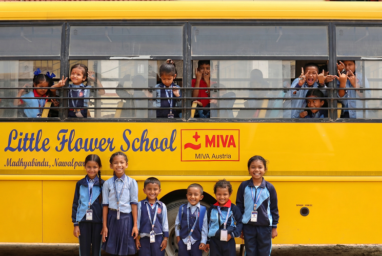 © MIVA Austria Die 'Little Flower School' im Westen Nepals wird von der MIVA unterstützt.