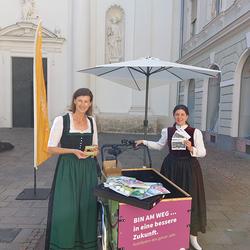 Bibelriegel-Verteilung in Graz