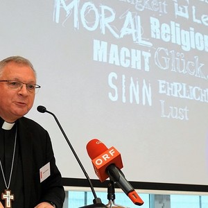 Bischof Werner Freistetter