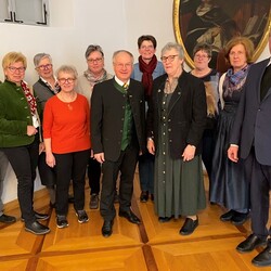 ehemaliger Vorstand mit Bürgermeister Ing. Josef Ober, Referent 