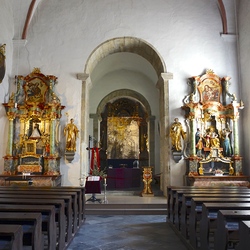 Das Fastentuch wurde als Auftragswerk der Pfarre Piber vom St. Pöltener Künstler Marcus HUFNAGL zum Jubiläumsjahr 2010 (950 Jahre Pfarre Piber) auf vier Einzeltafeln in Temperafarben gestaltet. Titel: „ jesus christus, unser heiland“. 