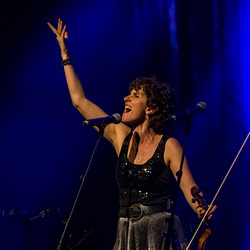 Schick Sisters, Christine Schicho