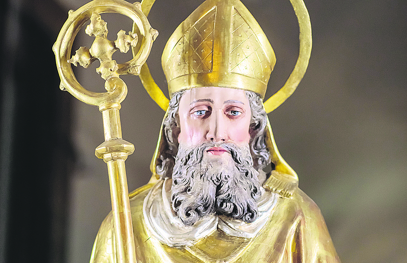 Statue des Hl. NIkolaus, zu sehen im Grazer Diözesanmuseum.