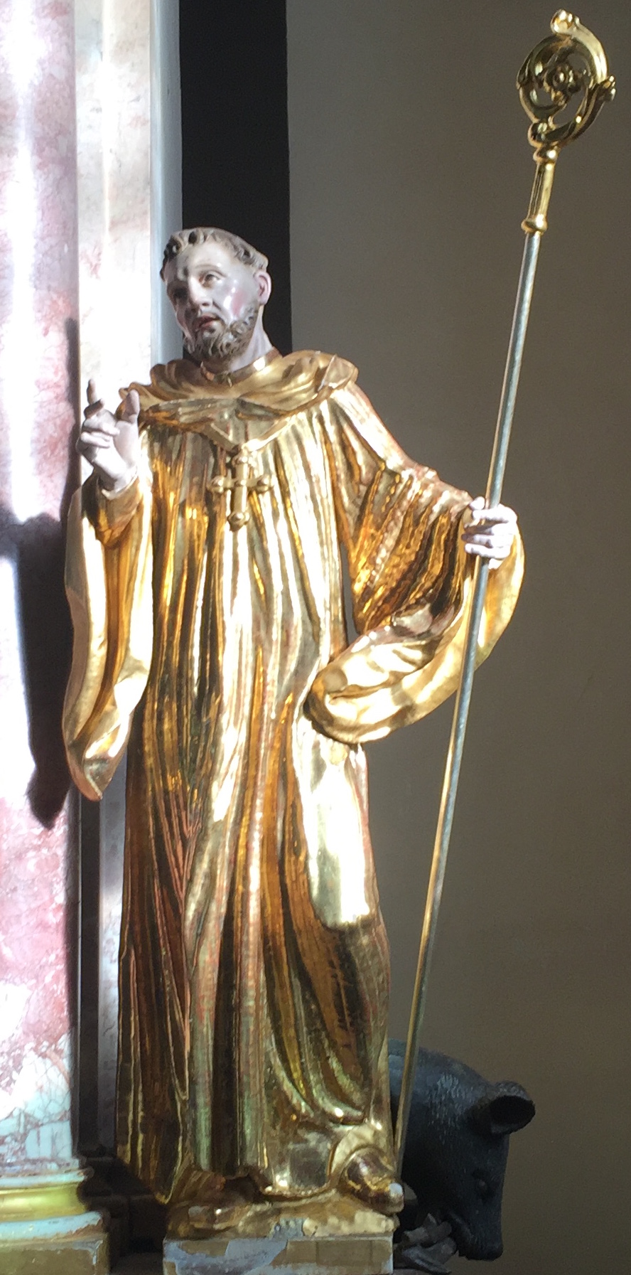 Statue des heiligen Gallus in St. Gallen in der Steiermark