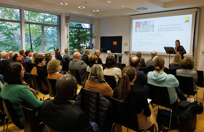 '60 Jahre Liturgiereform' und '50 Jahre Liturgiewissenschaft in Graz'.