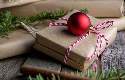 Schenken und gutes Tun ist eine wunderbare Kombination - besonders zu Weihnachten.