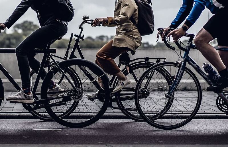 Gemütliche Radtour entlang des Murradweges / Dovile Ramoskaite, Unsplash