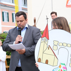 Festmesse und Segnung des neu renovierten Pfarrhofes in Dobl mit Weihbischof Johannes Freitag.