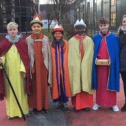 SternsingerInnen aus der Pfarre Lafnitz