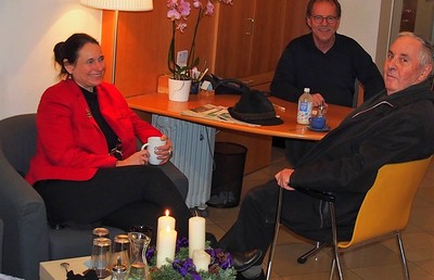 Adventliche Gesprächsrunde im Kircheneck  