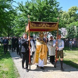 Fronleichnam in Graz 2025 mit Bischof Wilhelm Krautwaschl