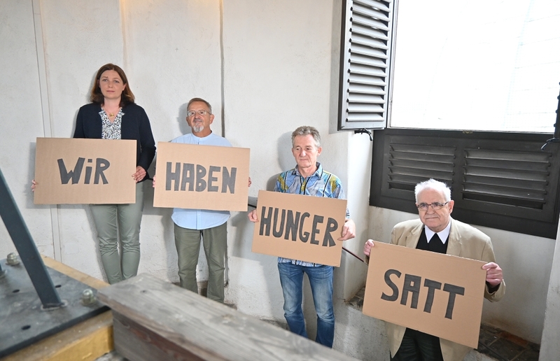 Aufruf zur Hilfe gegen den Hunger: Nora Tödtling-Musenbichler (Caritas), Anton Lobinger (Kath. Männerbewegung), Georg Gnigler (Caritas), Heinrich Schnuderl (Bischofsvikar der Diözese Graz-Seckau).